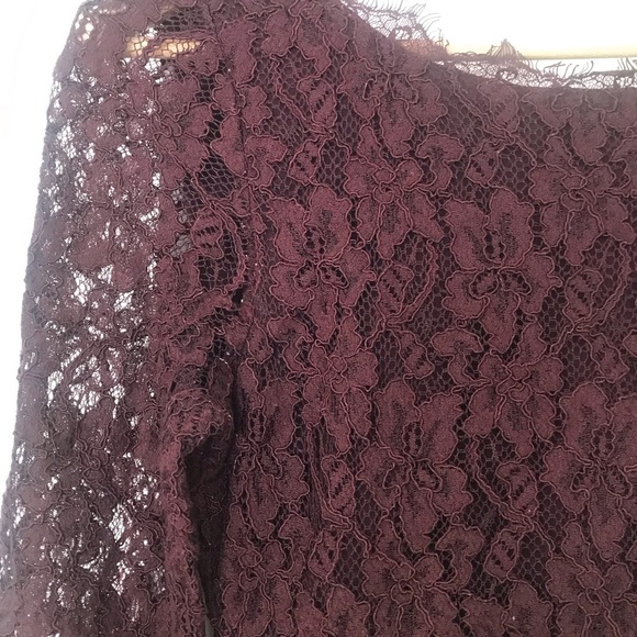 Babaton Stretch lace burgundy dress - Picture 3 of 4